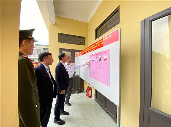 Đoàn công tác Thành ủy Hải Phòng kiểm tra công tác chuẩn bị bầu cử tại xã An Trường