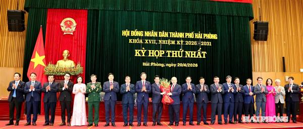Đồng chí Đỗ Thành Trung được bầu giữ chức Chủ tịch UBND thành phố Hải Phòng