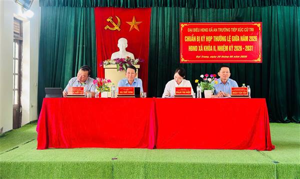 PHÁT HUY VAI TRÒ CẦU NỐI GIỮA CỬ TRI VÀ CHÍNH QUYỀN