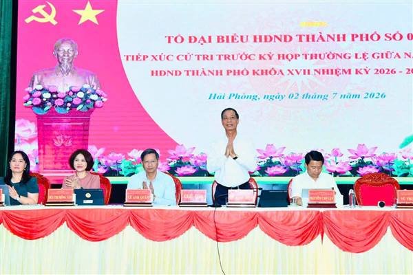 Đồng chí Đỗ Mạnh Hiến, Phó Bí thư Thường trực Thành ủy tiếp xúc cử tri tại khu vực An Lão