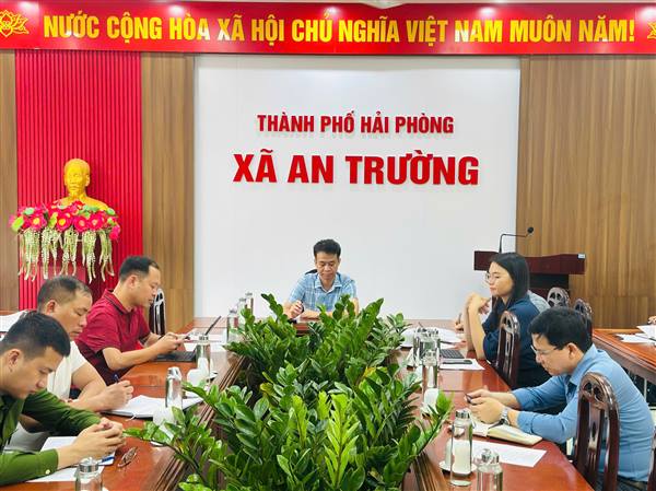 XÃ AN TRƯỜNG HỌP NGHE BÁO CÁO TIẾN ĐỘ THU HỒI ĐẤT VÀ XÂY DỰNG CƠ SỞ DỮ LIỆU ĐẤT ĐAI