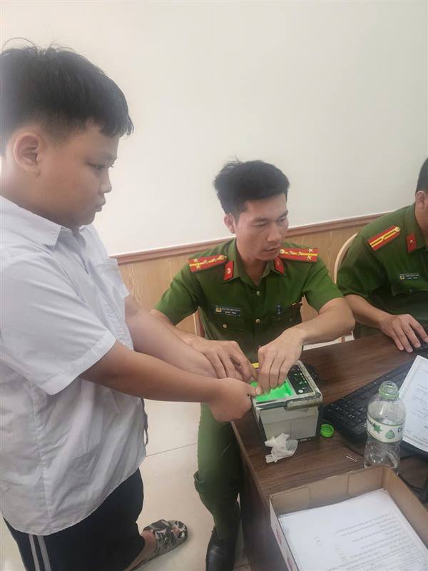 CÔNG AN XÃ AN TRƯỜNG TRIỂN KHAI CAO ĐIỂM CẤP CĂN CƯỚC CHO TRẺ EM TỪ 6 ĐẾN DƯỚI 14 TUỔI