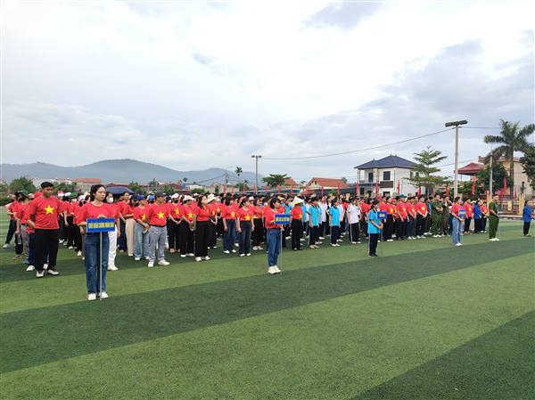 Uỷ ban nhân dân phường Bắc An Phụ tổ chức hoạt động “Cùng Việt Nam tiến bước”