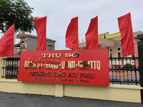 Không khí rực rỡ tại Trung tâm văn hoá – nơi diễn ra Đại hội Đảng bộ phường Bắc An Phụ lần thứ Nhất nhiệm kỳ 2025-2030