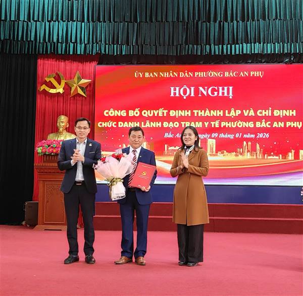 UBND phường Bắc An Phụ công bố quyết định thành lập và chỉ định chức danh lãnh đạo Trạm Y tế phường Bắc An Phụ