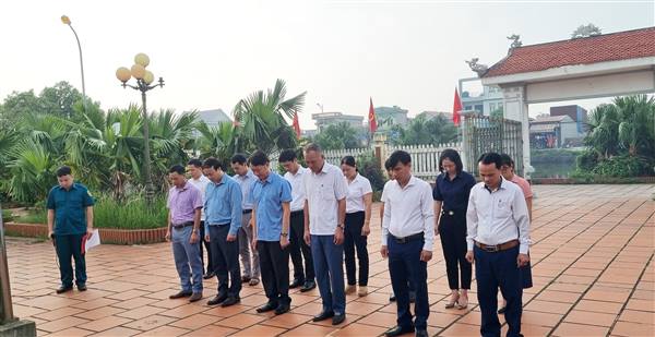 XÃ BẮC THANH MIỆN TỔ CHỨC VIẾNG NGHĨA TRANG LIỆT SĨ NHÂN DỊP KỶ NIỆM 80 NĂM QUỐC KHÁNH NƯỚC CỘNG HÒA XHCN VIỆT NAM