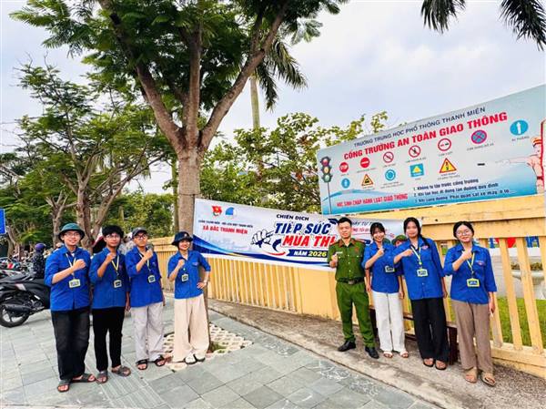 Thí sinh tại các điểm thi tốt nghiệp THPT trên địa bàn xã Bắc Thanh Miện hoàn thành ngày thi đầu tiên 

