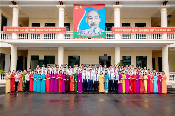 Kỳ họp thứ nhất HĐND phường Bạch Đằng, nhiệm kỳ 2021–2026. Xác lập bộ máy Chính quyền – phát huy trách nhiệm phục vụ nhân dân !