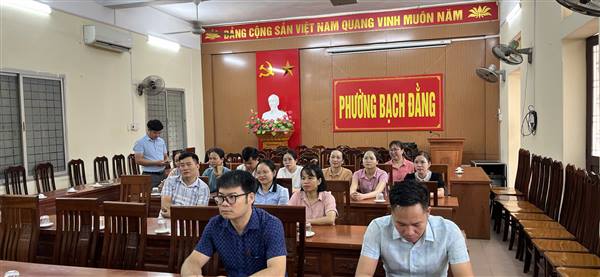 UBND phường Bạch Đằng tham gia tập huấn kiến thức chuyên môn, nghiệp vụ phục vụ vận hành hoạt động của chính quyền địa phương 2 cấp