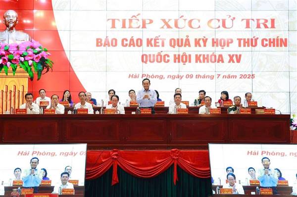 ĐẠI BIỂU CỬ TRI PHƯỜNG BẠCH ĐẰNG TIẾP XÚC ĐẠI BIỂU QUỐC HỘI SAU KỲ HỌP THỨ 9, KHOÁ XV 
(TRỰC TUYẾN)