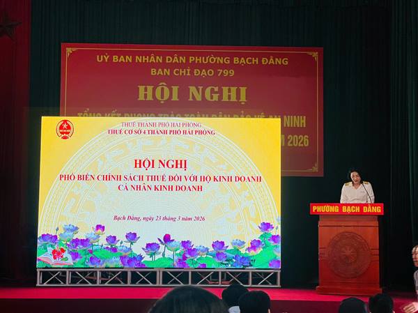 HỘI NGHỊ TRIỂN KHAI PHỔ BIẾN CHÍNH SÁCH THUẾ ĐỐI VỚI HỘ KINH DOANH, CÁ NHÂN KINH DOANH