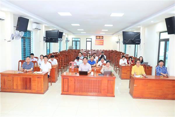 ĐẢNG ỦY PHƯỜNG BẠCH ĐẰNG TỔ CHỨC HỌC TẬP, QUÁN TRIỆT VĂN KIỆN HỘI NGHỊ BAN CHẤP HÀNH TRUNG ƯƠNG 2, KHÓA XIV