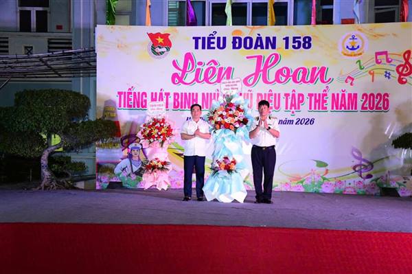 TIỂU ĐOÀN 158 HẢI QUÂN TỔ CHỨC LIÊN HOAN TIẾNG HÁT BINH NHÌ VÀ VŨ ĐIỆU TẬP THỂ CHÀO MỪNG CÁC NGÀY LỄ LỚN TRONG THÁNG 5