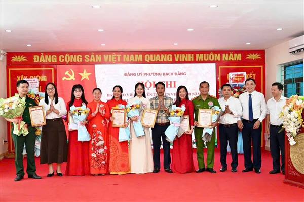 CHUNG KHẢO HỘI THI BÁO CÁO VIÊN, TUYÊN TRUYỀN VIÊN GIỎI PHƯỜNG BẠCH ĐẰNG NĂM 2026