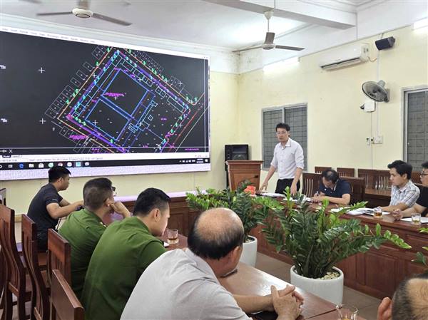 HỘI NGHỊ HỌP BÀN PHƯƠNG ÁN CẢI TẠO, NÂNG CẤP CHỢ TRÀNG KÊNH, PHƯỜNG BẠCH ĐẰNG