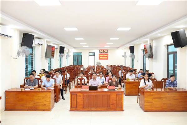 ĐẢNG BỘ PHƯỜNG BẠCH ĐẰNG THAM GIA HỘI NGHỊ
TRỰC TUYẾN NGHIÊN CỨU, HỌC TẬP, QUÁN TRIỆT VÀ
TRIỂN KHAI THỰC HIỆN NGHỊ QUYẾT HỘI NGHỊ LẦN THỨ BA BAN CHẤP HÀNH TRUNG ƯƠNG ĐẢNG KHÓA XIV