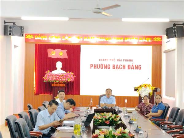 BÍ THƯ ĐẢNG ỦY PHƯỜNG ĐỐI THOẠI TRỰC TUYẾN VỚI CÁC TỔ DÂN PHỐ TRÊN ĐỊA BÀN PHƯỜNG BẠCH ĐẰNG THÁNG 9/2026
