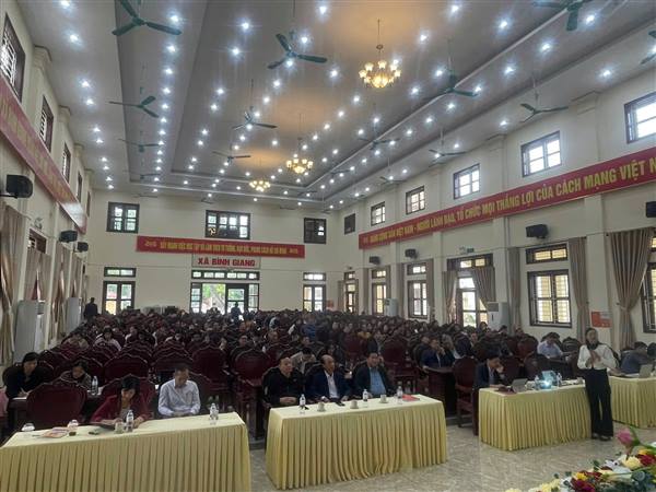 Đảng uỷ xã Bình Giang tổ chức lớp tập huấn chuyển đổi số và ứng dụng trí tuệ nhân tạo(AI) cho cán bộ, công chức, viên chức và tổ công nghệ số cộng đồng.