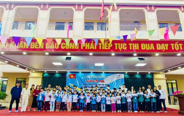 Xã Bình Giang tổ chức thành công giải cờ vua trong khuôn khổ Đại hội thể dục thể thao xã lần thứ I năm 2025