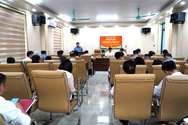 Xã Bình Giang tổ chức Hội nghị giao ban Bí thư các chi, Đảng bộ trực thuộc Đảng ủy (trừ các chi bộ thôn)