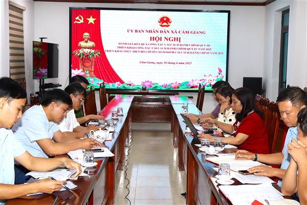 UBND xã Cẩm Giang triển khai nhiệm vụ thực hiện đánh giá các tiêu chí cải cách hành chính năm 2025