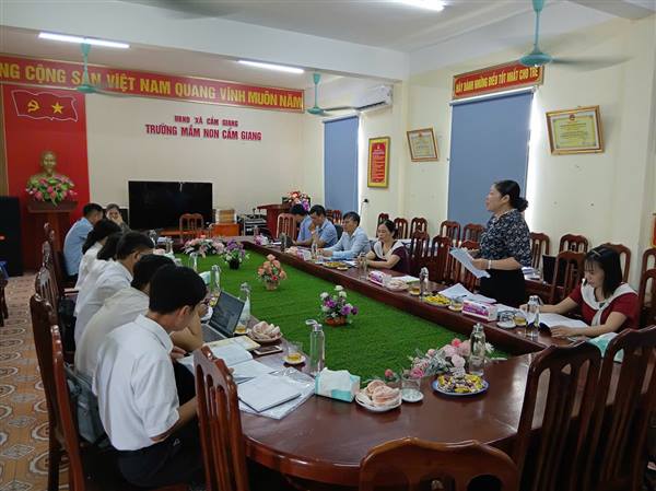 Cẩm Giang giám sát công tác an toàn thực phẩm tại bếp ăn bán trú các trường Mầm non 