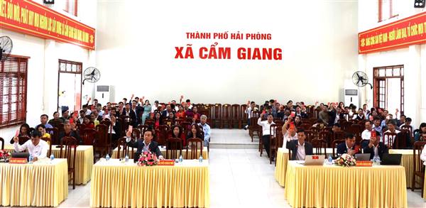Bế mạc kỳ họp thứ tư, HĐND xã Cẩm Giang khóa I, nhiệm kỳ 2021 – 2026