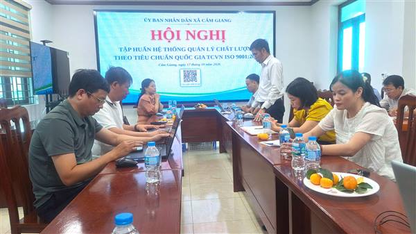 XÃ CẨM GIANG TỔ CHỨC HỘI NGHỊ TẬP HUẤN HỆ THỐNG QUẢN LÝ CHẤT LƯỢNG THEO TIÊU CHUẨN QUỐC GIA TCVN ISO 9001:2015