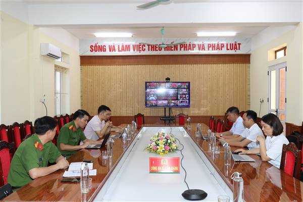 Xã Cẩm Giang tham dự Lễ phát động cao điểm thu nhận mẫu sinh phẩm ADN thân nhân liệt sĩ chưa xác định được thông tin