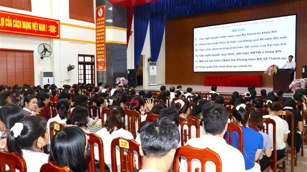 Xã Cẩm Giang tổ chức bồi dưỡng, tập huấn lý luận chính trị hè năm 2026 cho đội ngũ cán bộ quản lý, giáo viên các trường học trên địa bàn