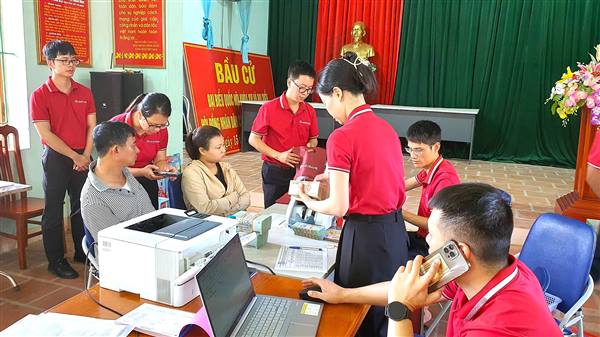 XÃ CẨM GIANG CHI TRẢ HƠN 9 TỶ ĐỒNG TIỀN BỒI THƯỜNG, HỖ TRỢ CHO 07 HỘ GIA ĐÌNH THỰC HIỆN DỰ ÁN KHU DÂN CƯ THƯƠNG MẠI PHÍ XÁ
