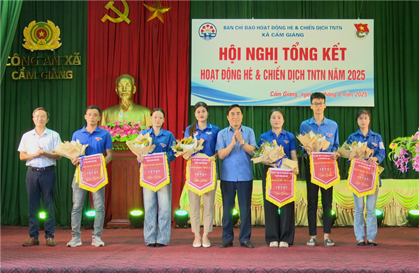Cẩm Giàng tổng kết hoạt động hè và chiến dịch thanh niên tình nguyện hè năm 2025