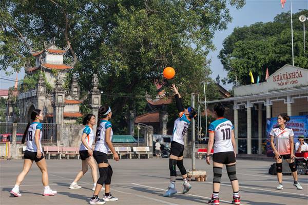 Sôi nổi Giải Bóng chuyền hơi nữ xã Cẩm Giàng năm 2026