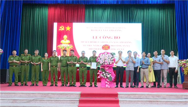 Cẩm Giàng công bố quyết định nâng cấp Chi bộ Công an xã thành Đảng bộ Công an xã