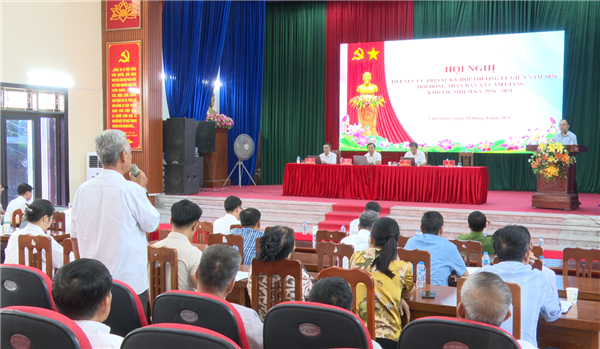 Hội đồng nhân dân xã Cẩm Giàng tiếp xúc cử tri sau kỳ họp thứ 4