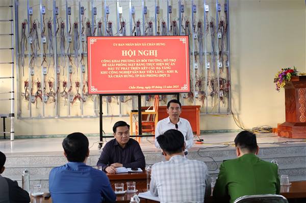 UBND xã Chấn Hưng công khai phương án bồi thường, hỗ trợ giải phóng mặt bằng phục vụ Dự án Khu công nghiệp Sân bay Tiên Lãng – Khu B