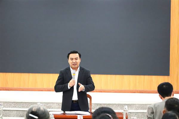 UBND XÃ CHẤN HƯNG TỔ CHỨC HỘI NGHỊ VẬN ĐỘNG, ĐỐI THOẠI VỚI CÁC HỘ DÂN CHƯA ĐỒNG THUẬN PHỐI HỢP KIỂM KÊ PHỤC VỤ DỰ ÁN KCN SÂN BAY TIÊN LÃNG – KHU B