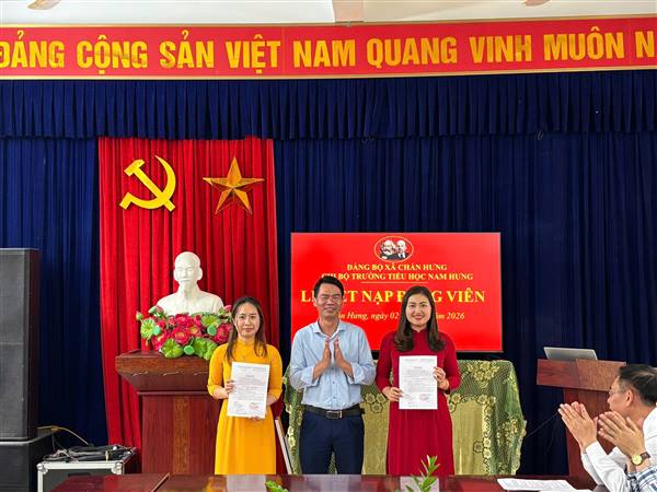 Công tác phát triển đảng viên trên địa bàn xã Chấn Hưng được quan tâm thực hiện