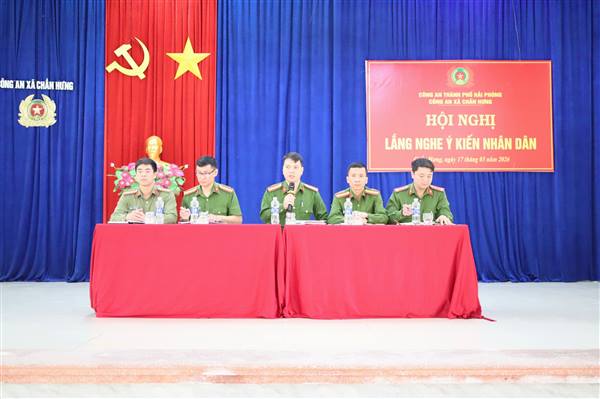 HỘI NGHỊ LẮNG NGHE Ý KIẾN NHÂN DÂN TẠI XÃ CHẤN HƯNG