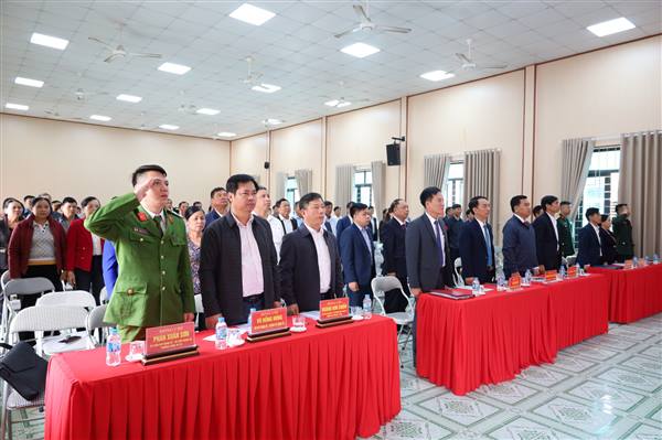 HĐND XÃ CHẤN HƯNG TỔ CHỨC KỲ HỌP THỨ 05 (CHUYÊN ĐỀ) KHÓA I, NHIỆM KỲ 2021–2026