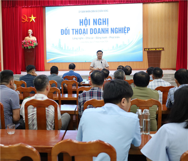 Ủy ban nhân dân xã Chấn Hưng tổ chức Hội nghị đối thoại doanh nghiệp năm 2026
