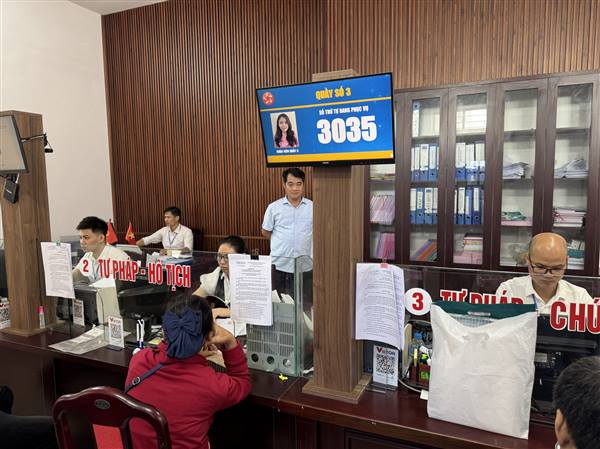 HẢI PHÒNG GIẢI QUYẾT 140.000 HỒ SƠ SAU 3 THÁNG VẬN HÀNH CHÍNH QUYỀN ĐỊA PHƯƠNG HAI CẤP
