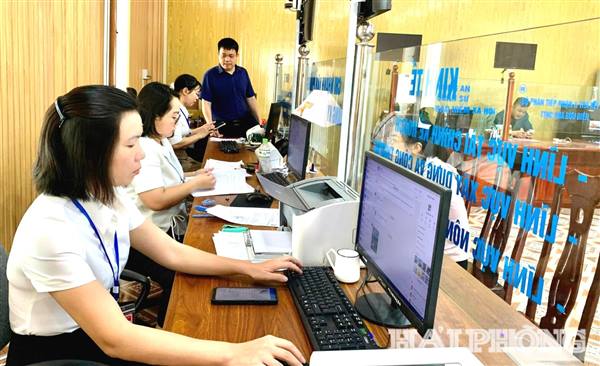 CHÚ TRỌNG HƯỚNG DẪN, HỖ TRỢ CÁN BỘ CƠ SỞ.