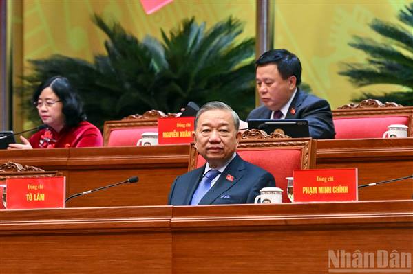 Ngày làm việc thứ 3, Đại hội XIV của Đảng: Không khí thảo luận sôi nổi, tâm huyết, trách nhiệm