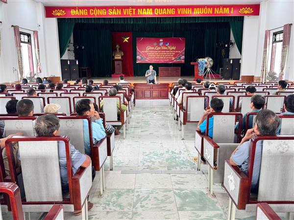 PHƯỜNG CHÍ LINH LÀM VIỆC VỚI CÁC HỘ GIA ĐÌNH, CÁ NHÂN THUÊ ĐẤT CÔNG ĐIỀN TRÊN ĐỊA BÀN