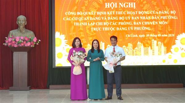 ĐẢNG ỦY PHƯỜNG CHÍ LINH CÔNG BỐ CÁC QUYẾT ĐỊNH VỀ TỔ CHỨC ĐẢNG