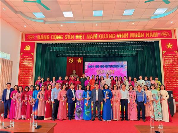 PHƯỜNG CHÍ LINH GẶP MẶT NỮ CÁN BỘ, CÔNG CHỨC, VIÊN CHỨC NHÂN DỊP NGÀY QUỐC TẾ PHỤ NỮ 8/3