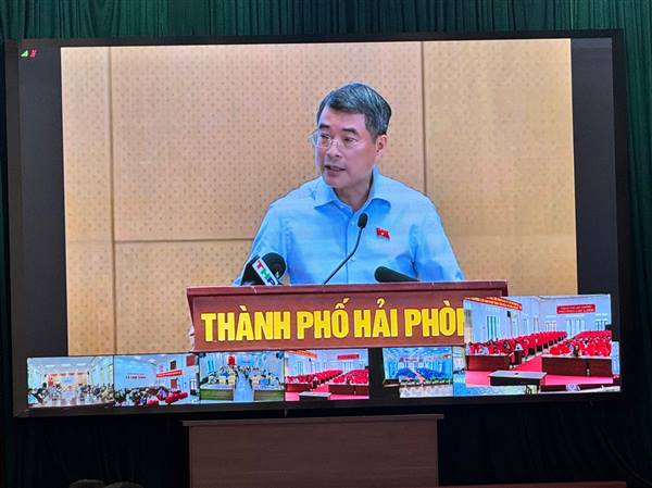 PHƯỜNG CHÍ LINH THAM DỰ HỘI NGHỊ TRỰC TUYẾN TIẾP XÚC CỬ TRI SAU KỲ HỌP THỨ NHẤT, QUỐC HỘI KHÓA XVI.