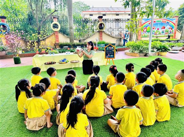 TRƯỜNG MẦM NON NHÂN HUỆ TRIỂN KHAI GIÁO DỤC STEM TRONG GIÁO DỤC MẦM NON NĂM HỌC 2025 – 2026.