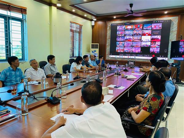 ỦY BAN MTTQ VIỆT NAM PHƯỜNG CHI LINH THAM DỰ TRỰC TUYẾN HỌC TẬP, QUÁN TRIỆT NGHỊ QUYẾT ĐẠI HỘI MTTQ VIỆT NAM LẦN THỨ XI